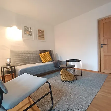 Altdorf Entdecken: Stadtnaehe Nbg 公寓